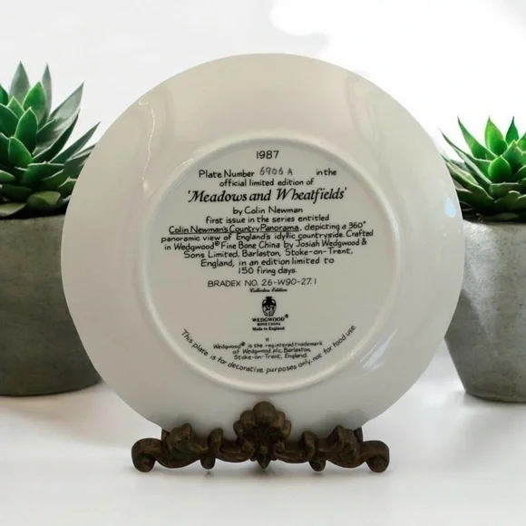 Vintage 1987 Wedgwood Meadows and Wheatfields Limited Edition Collectible Plate - Picture 4 of 10